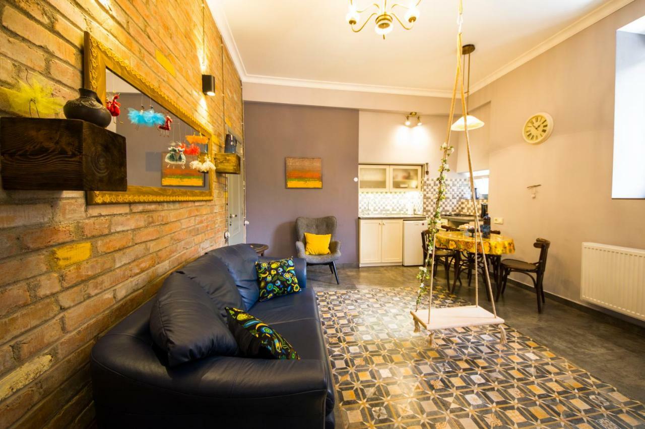 Sofia Apartment In Old Tbilisi Exteriör bild